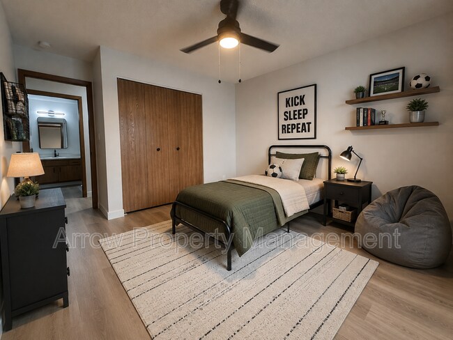 Foto del edificio - 2384 N 44th St