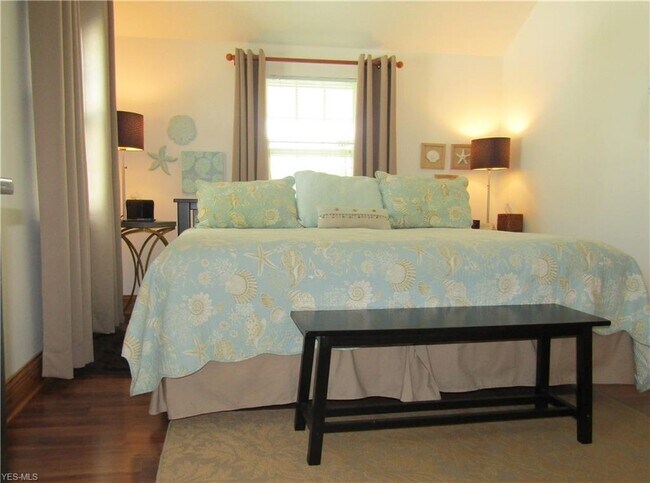 Foto del edificio - 6528 Camp Blvd