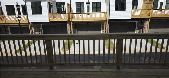 Foto del edificio - 4249 Millcroft Pl