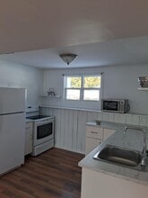 Building Photo - 217 Donegal Dr