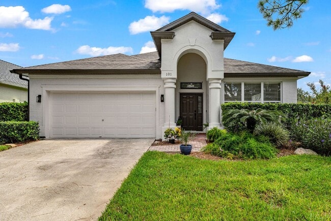 Building Photo - Charming 4-Bedroom Home with 2 Full Baths ...