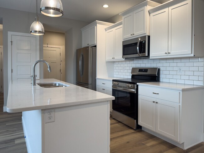 Building Photo - 3101 Palmer Dr