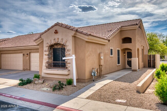 Foto del edificio - 2565 S Signal Butte Rd