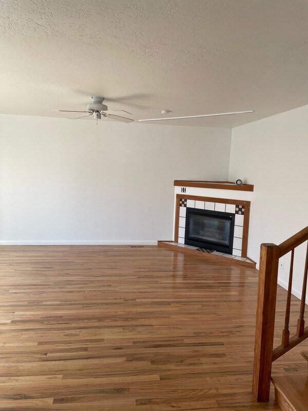 Foto del edificio - 1711 Gregson Ave