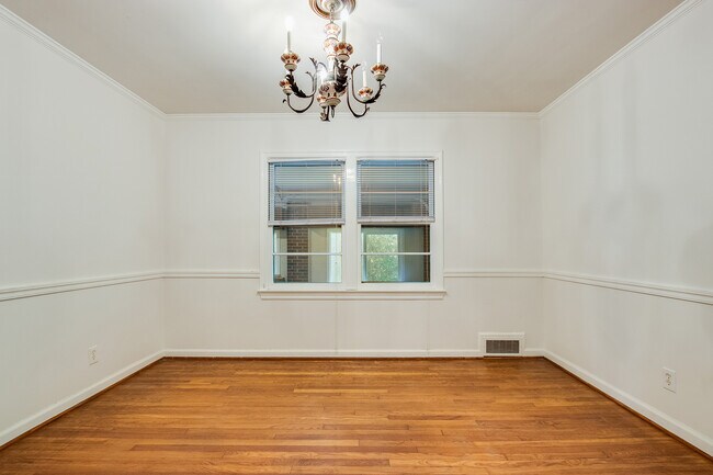 Foto del edificio - 1469 Clairmont Rd