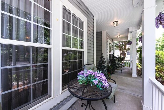 Foto del edificio - Elegant 4-bedroom Home in Desirable Callonwood Neighborhood in Matthews, NC