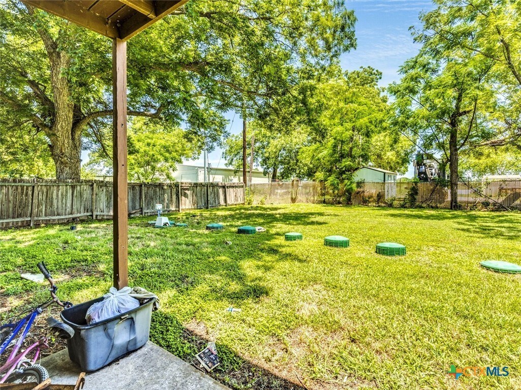 Building Photo - 744 Old Martindale Rd