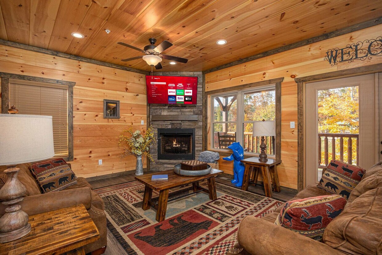 Foto principal - 1122 Greenbriar Village Ln