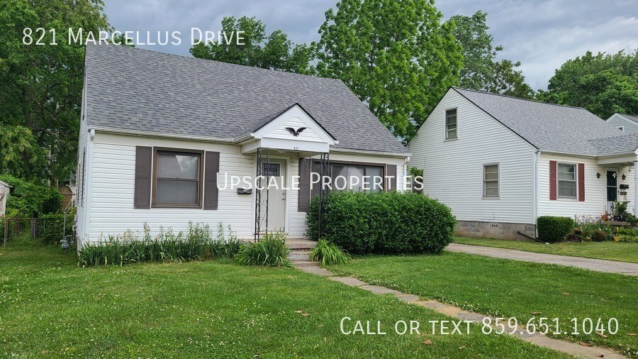 Foto principal - 821 Marcellus Dr