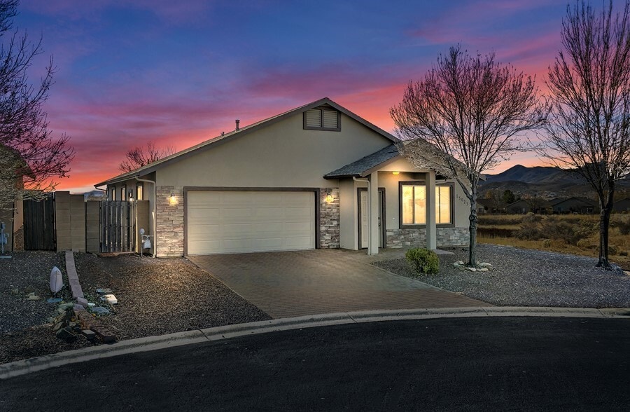 For Lease! Updated Quailwood Meadows View House for Rent in Prescott Valley, AZ