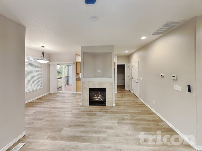 Building Photo - 7535 SW Onnaf Ct