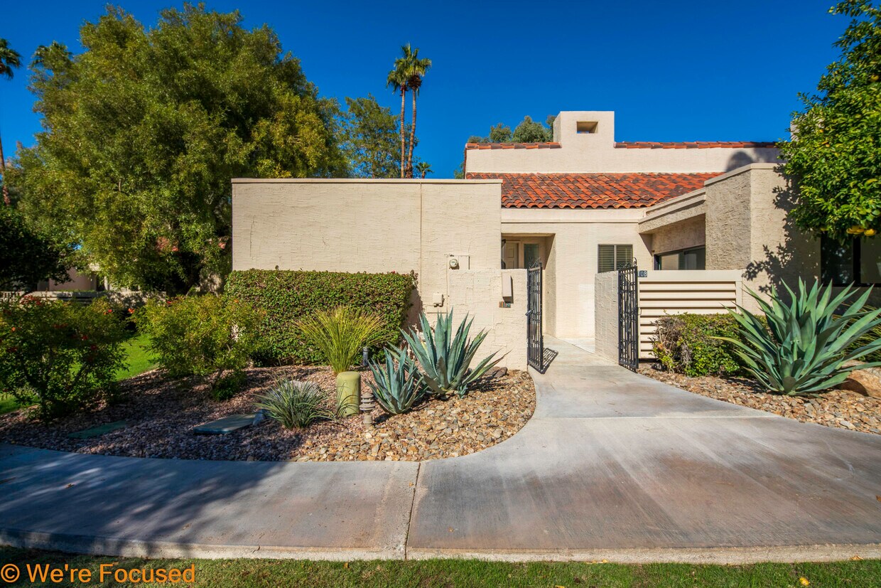 Foto principal - 108 Mission Hills Dr