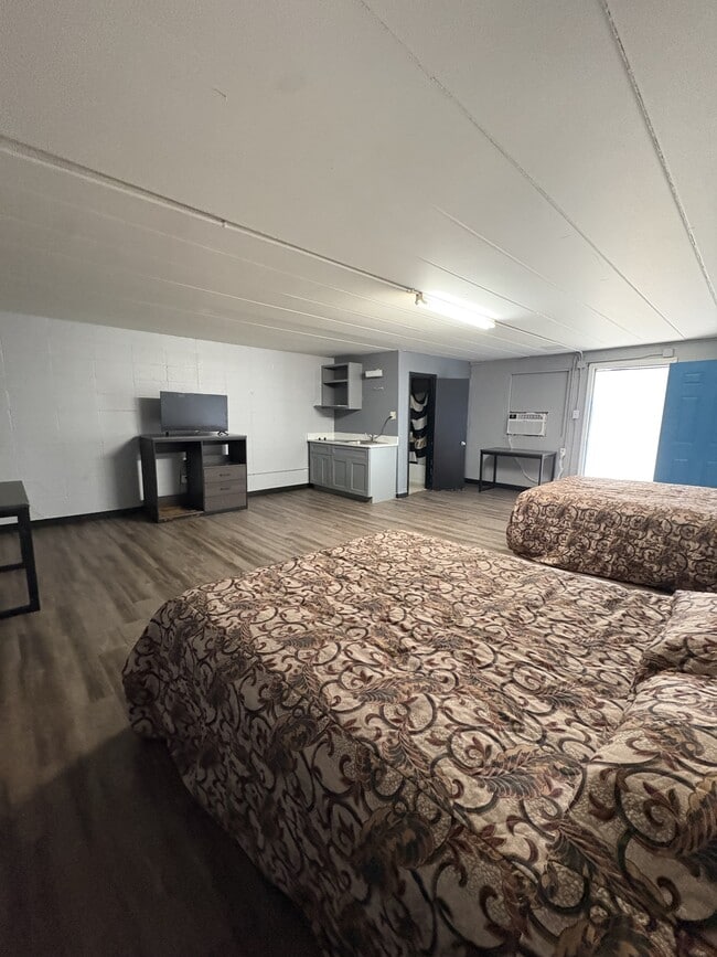 Photo - 711 Pasadena Fwy Apartment