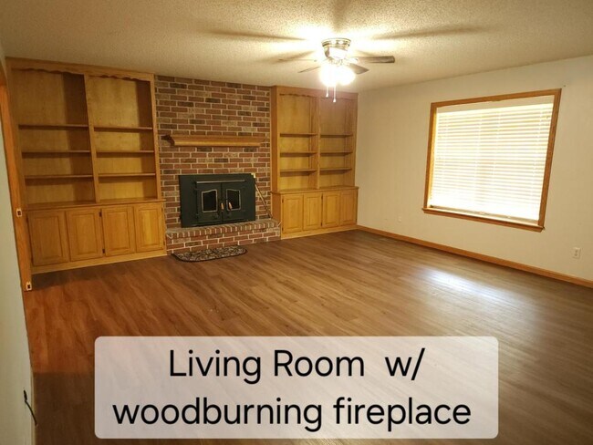 Building Photo - 3111 W Perry Rd
