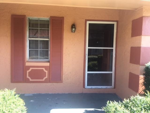 Building Photo - 2727 W. Oak Ridge Road #8-1