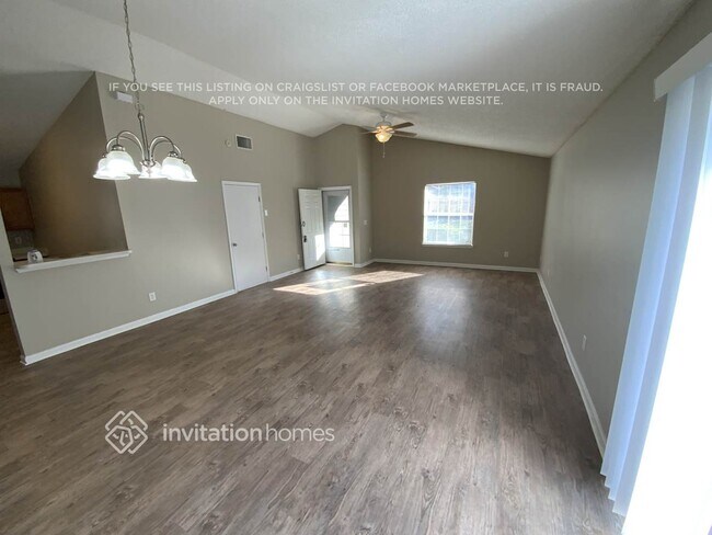 Building Photo - 11484 Mandarin Glen Cir E