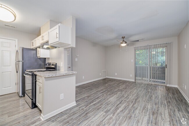 2HAB, 1,5BA - Sala de estar de 840 pies cuadrados - Juniper Ridge I