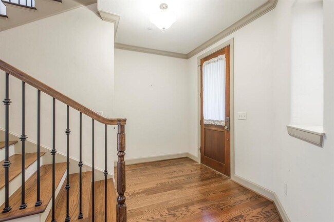 Building Photo - 226 Russell M.Perry Ave