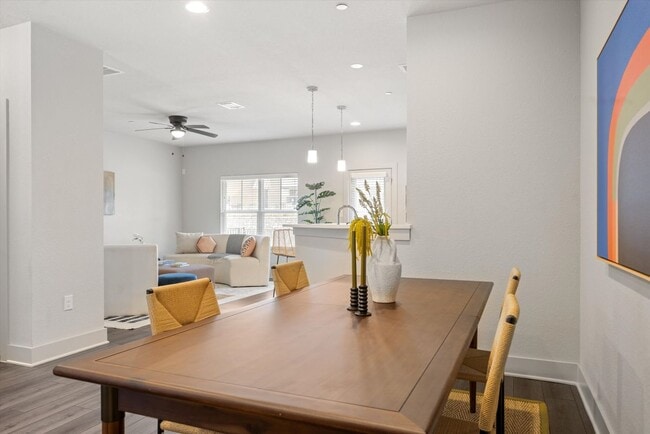 Building Photo - 2056 Local Rebel Lp