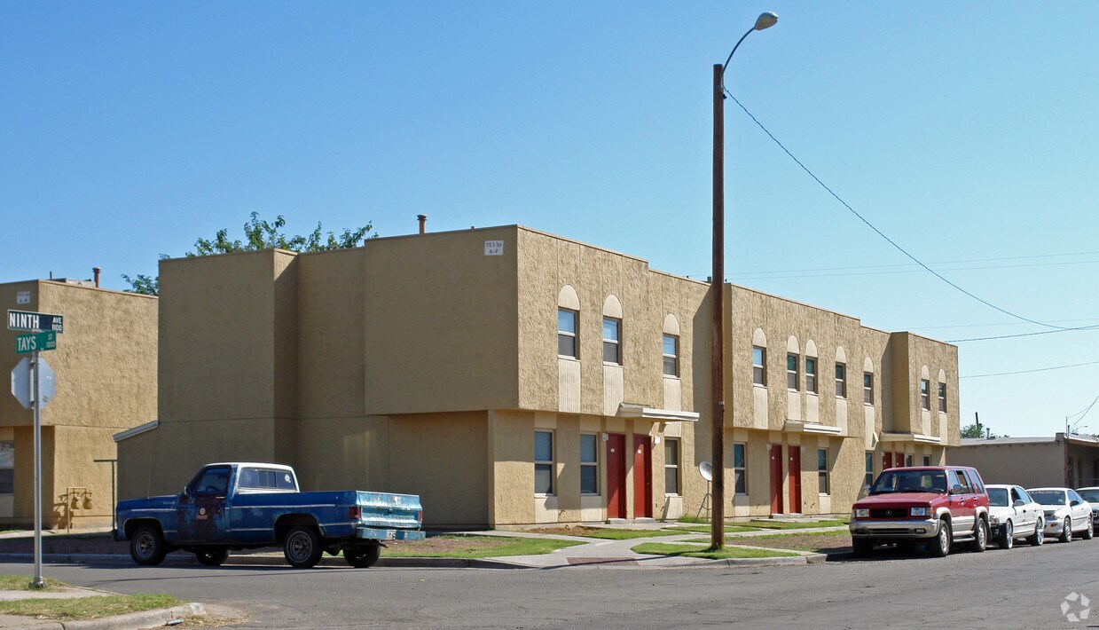 Primary Photo - 1000-1018 Tays St