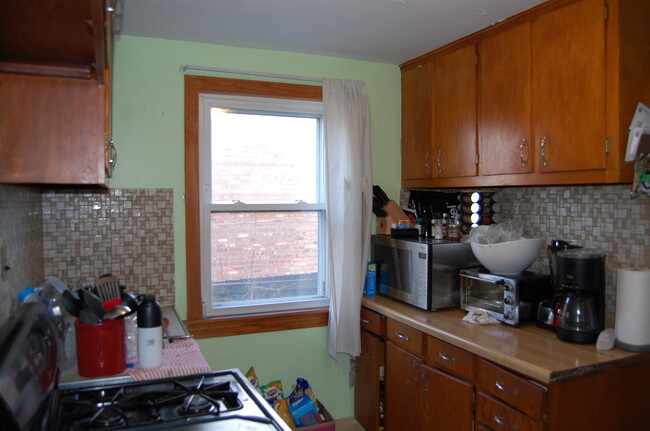 Building Photo - 5042 W 64th Pl