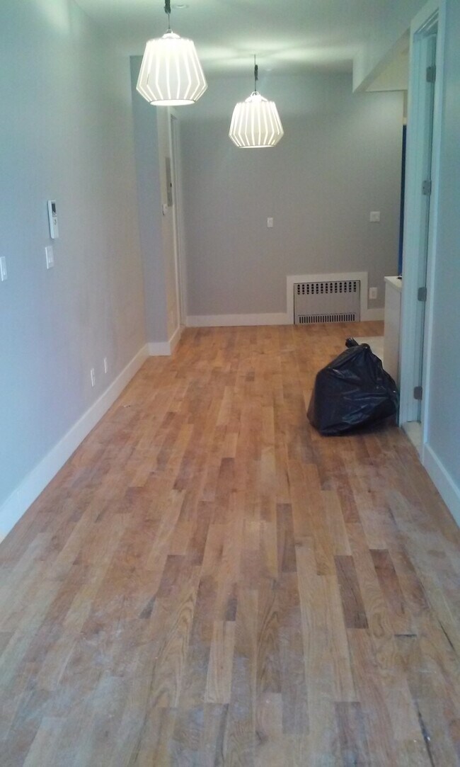 Foto del edificio - 785 MacDonough St