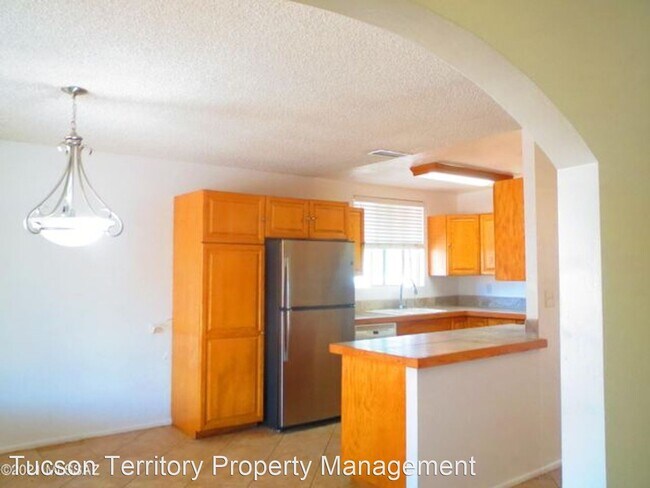 Foto del edificio - 3 br, 2 bath House - 5067 E Julia St.