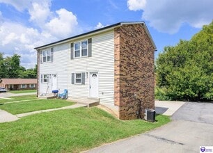 Building Photo - 203 Michelle Ave