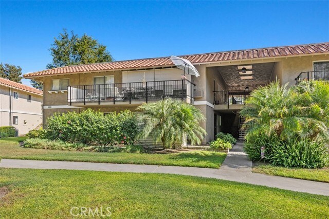 Building Photo - 2250 Via Mariposa E