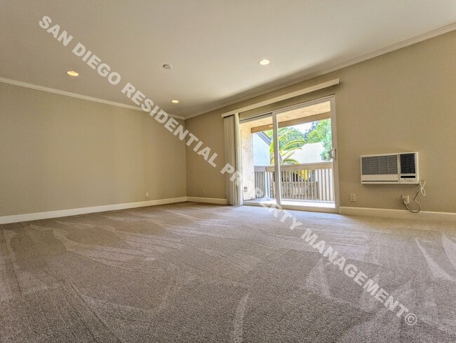 Foto del edificio - Elegant Updated 1 Bed / 1 Bath Condo in De...
