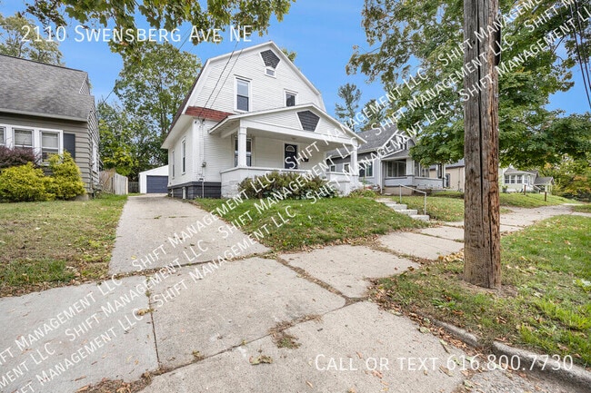 Foto del edificio - 2110 Swensberg Ave NE