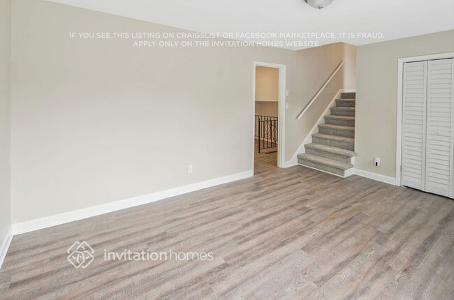 Foto del edificio - 6301 Old Coach Rd