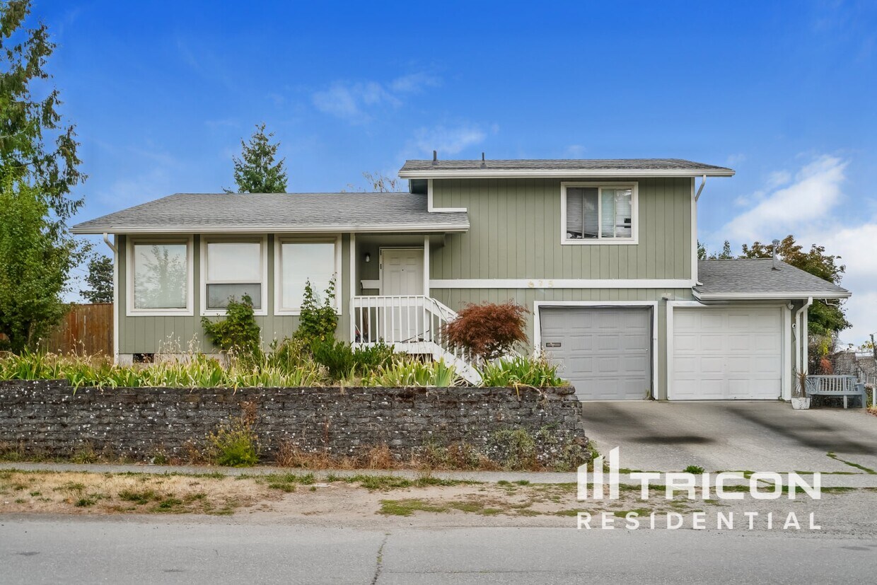 Foto principal - 835 S 76th St