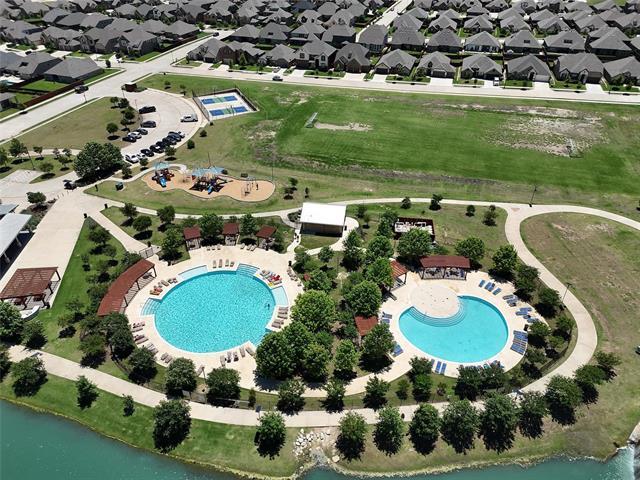 Foto del edificio - 205 Mineral Point Dr