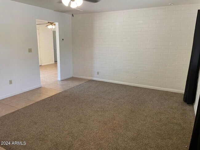 Foto del edificio - 13425 N 18th St