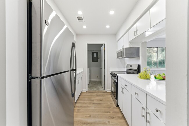 Foto del edificio - 56 Finch Trail NE