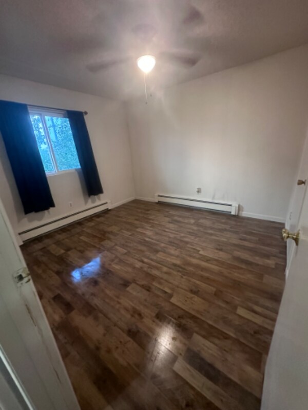 Foto del edificio - 635 10th Ave