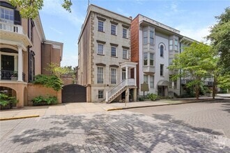 Building Photo - 207 E Charlton St