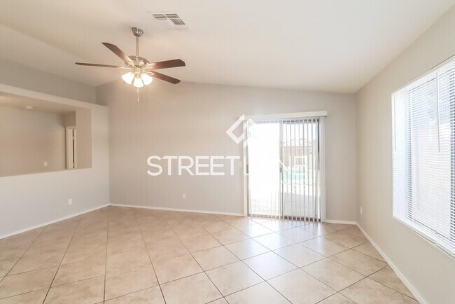 Building Photo - REDUCED!