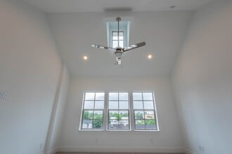 Building Photo - 4057 Leeland St