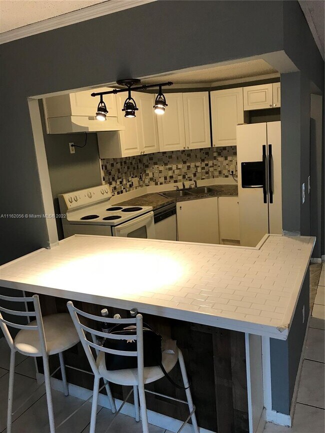 Foto del edificio - 3300 Spanish Moss Terrace