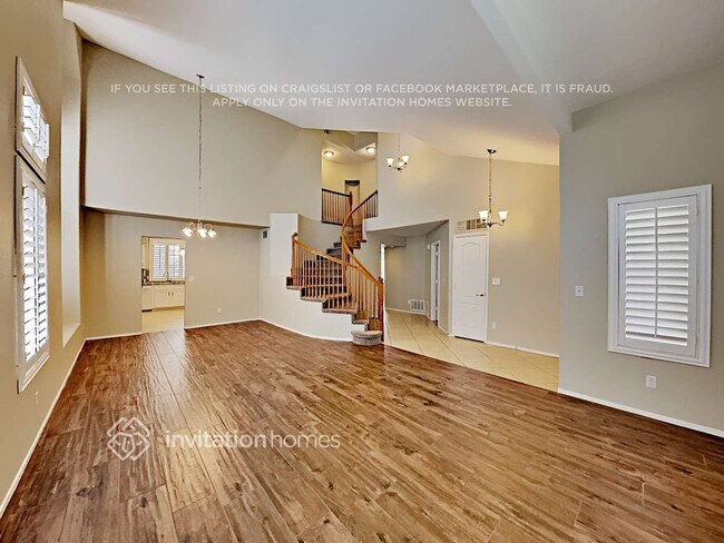 Foto del edificio - 2016 Canyon Breeze Dr