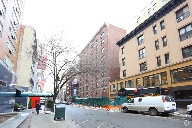 Primary Photo - 125 E 63rd St