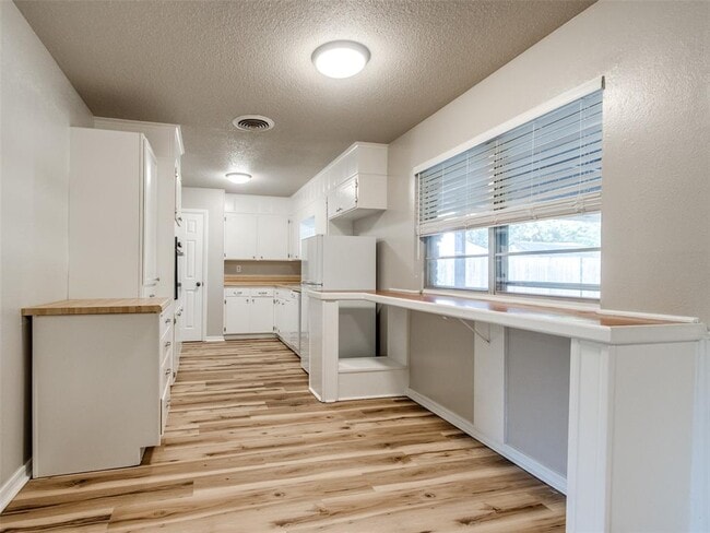 Foto del edificio - 1617 Avondale Dr