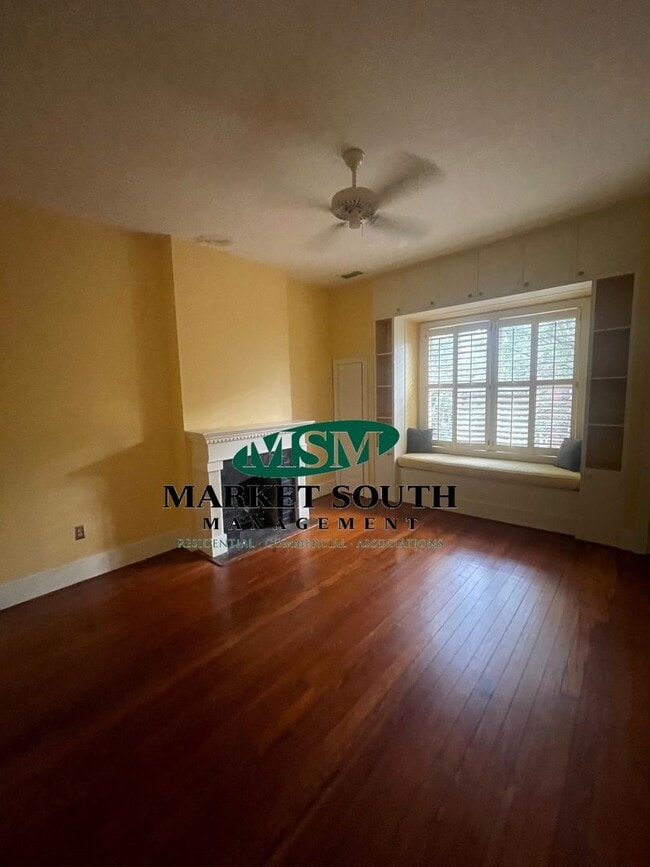 Building Photo - BEAUTIFUL JONES STREET LOCATION!!