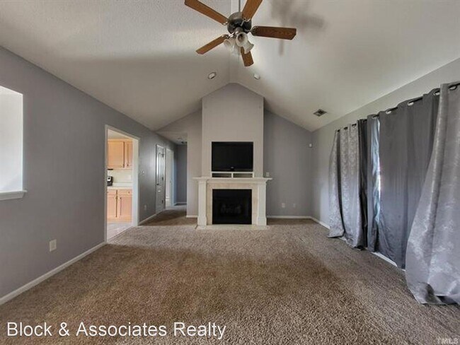 Foto del edificio - 3 br, 2 bath House - 4430 Harborgate Rd