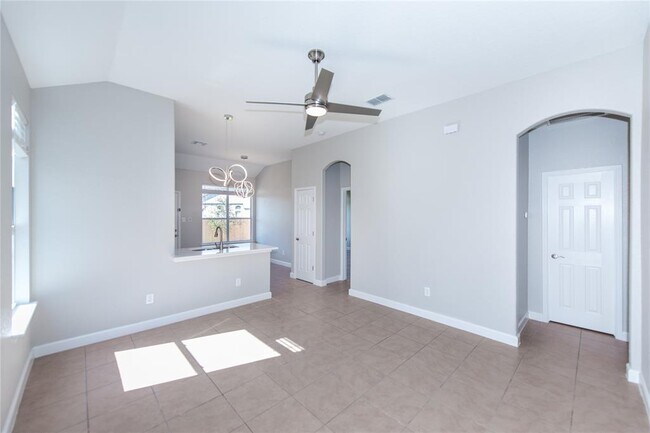 Building Photo - 141 Kype Cove