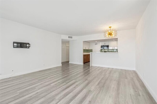 Foto del edificio - 3700 Galt Ocean Dr