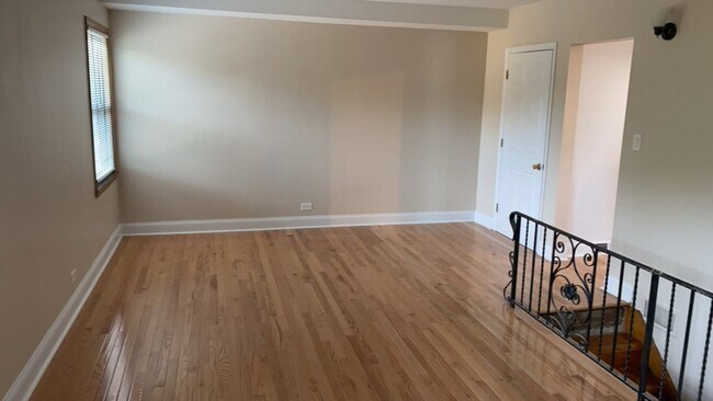 Foto del edificio - 6304 N Cicero Ave