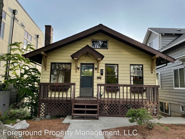 Foto del edificio - 4 br, 2 bath House - 1929 8th Ave W